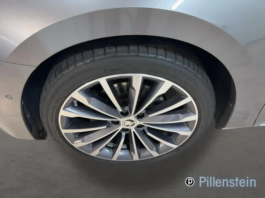 Skoda Superb 2.0 TDI DSG Combi L&K - Thumbnail 6