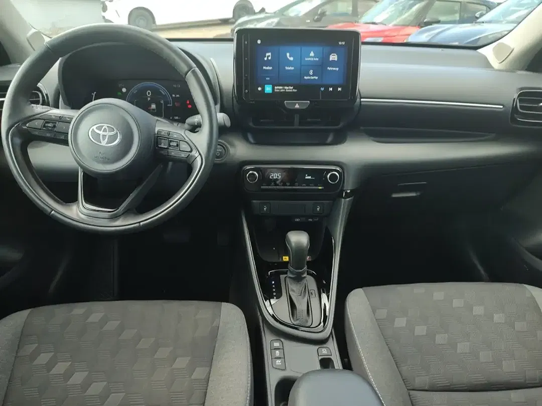 Toyota Yaris Hybrid Teamplayer - Thumbnail 13