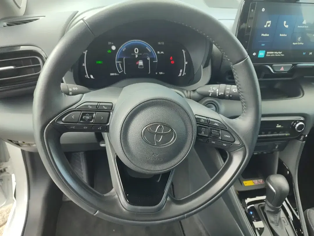 Toyota Yaris Hybrid Teamplayer - Thumbnail 9