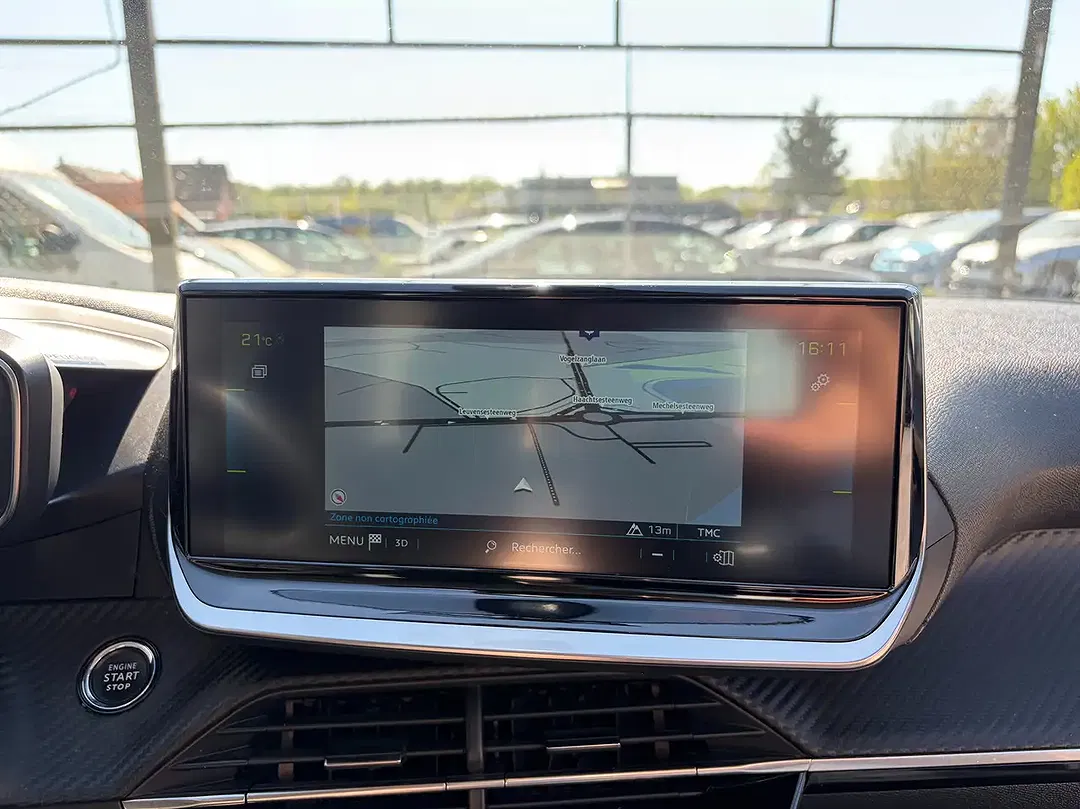 Peugeot e-208 Allure - Thumbnail 12