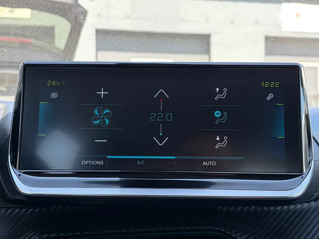 Peugeot e-208 Allure - Thumbnail 14