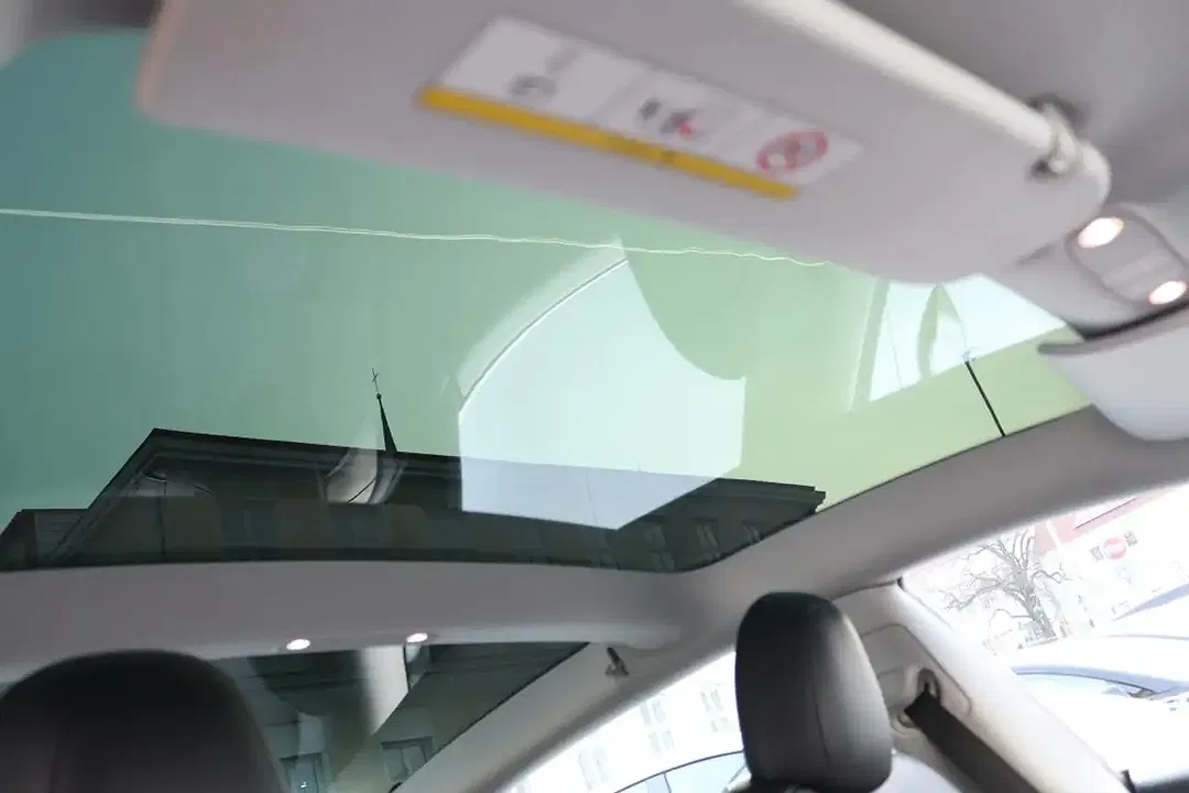 Tesla Model 3 RWD Standard Range Plus - Thumbnail 11