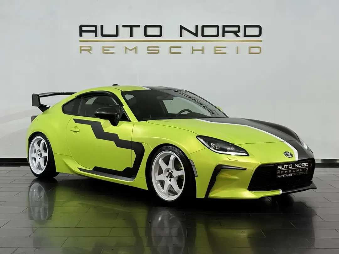 Toyota GR86 Premium - Thumbnail 3
