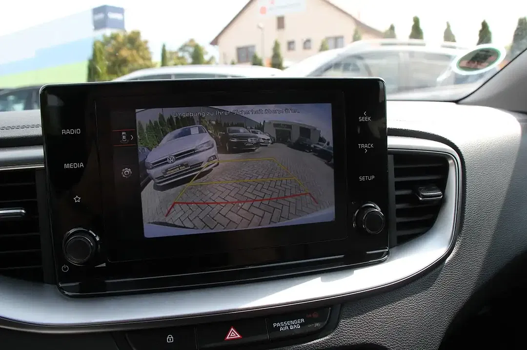 Kia Ceed / cee'd - Thumbnail 8