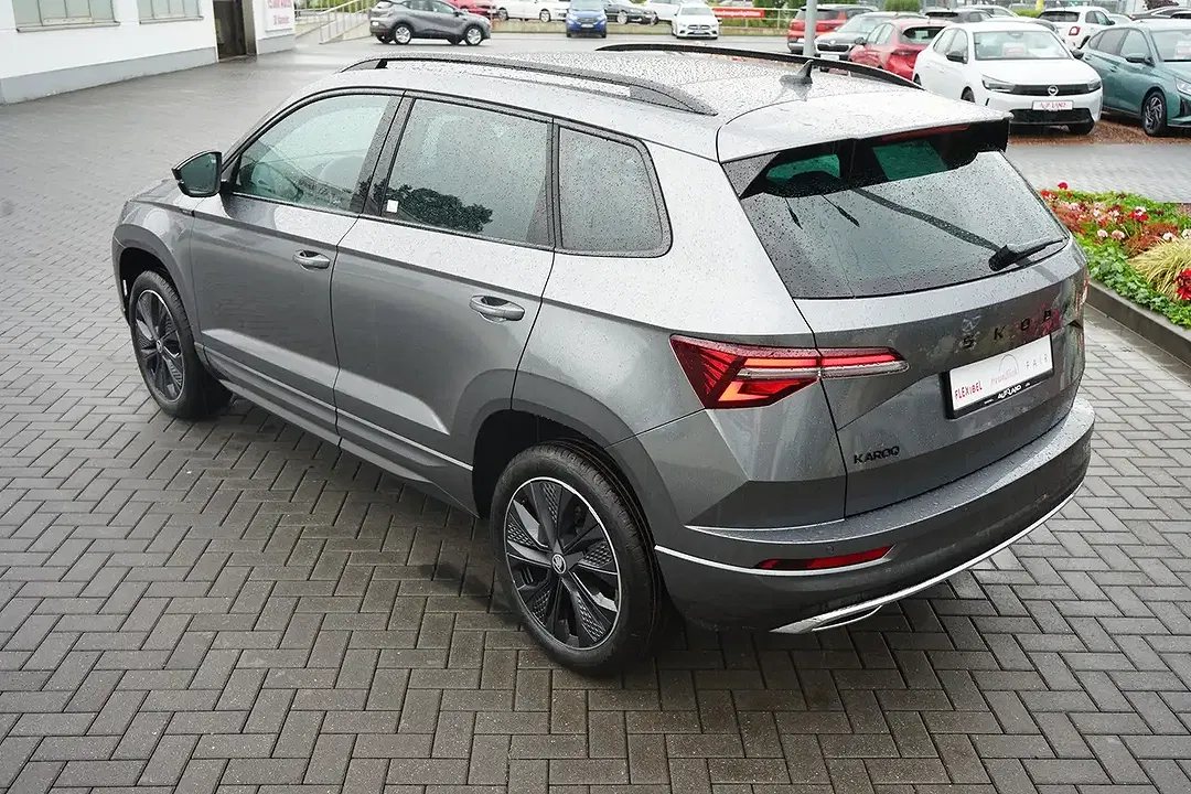 Skoda Karoq 1.5 TSI DSG Sportline - Thumbnail 9