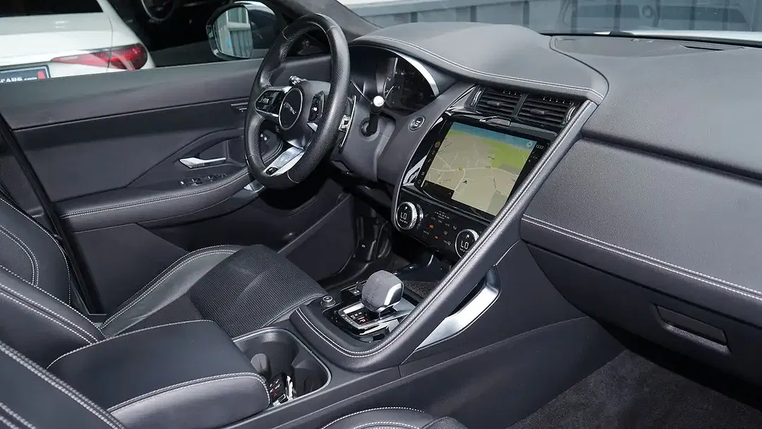 Jaguar E-Pace D200 4x4 R-Dynamic S Black - Thumbnail 5