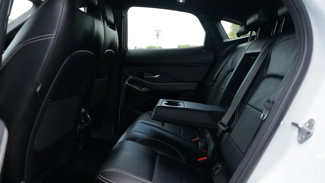 Jaguar E-Pace D200 4x4 R-Dynamic S Black - Thumbnail 7