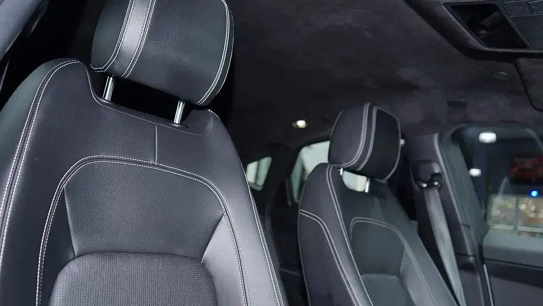 Jaguar E-Pace D200 4x4 R-Dynamic S Black - Thumbnail 8