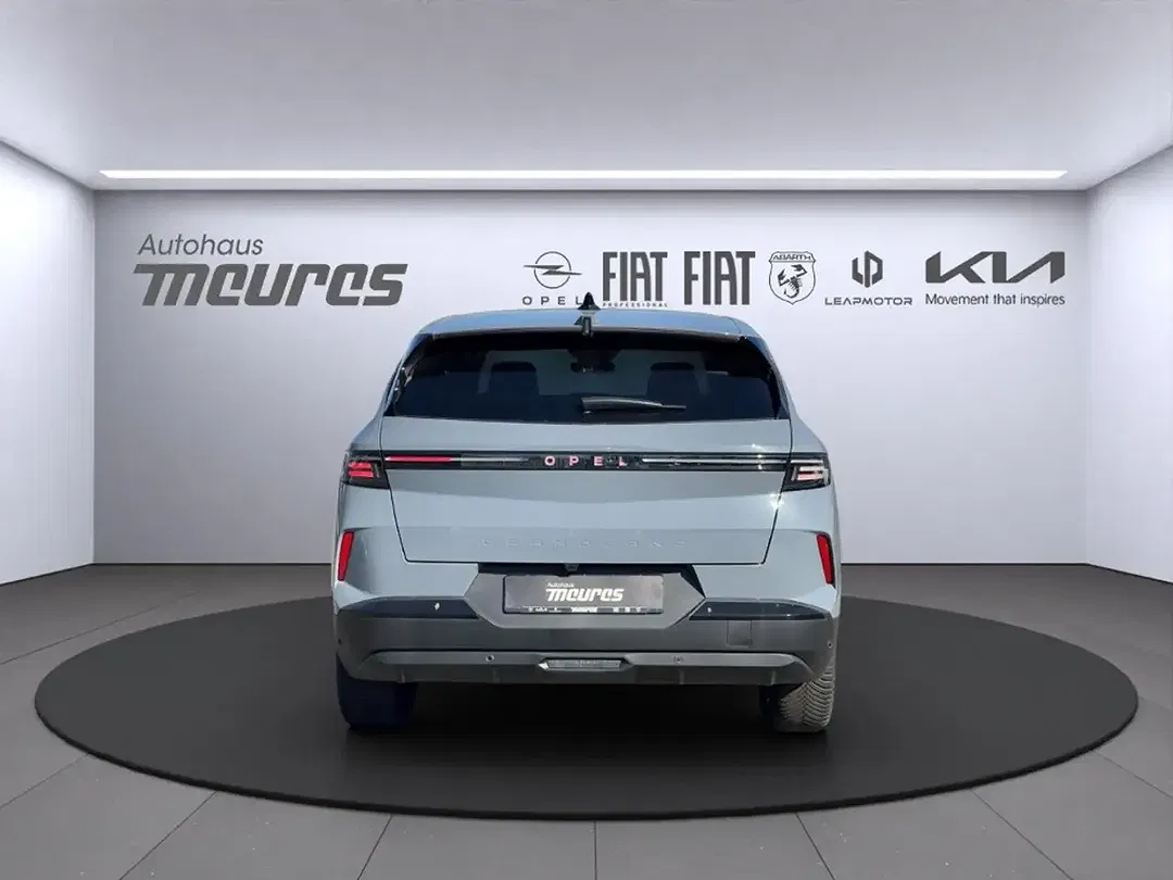 Opel Grandland GS - Thumbnail 3