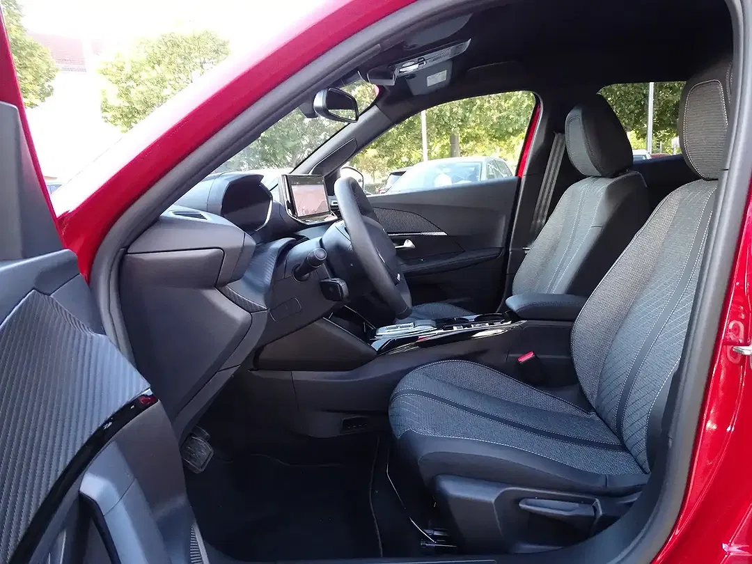 Peugeot 2008 145 PureTech AUT - Thumbnail 7