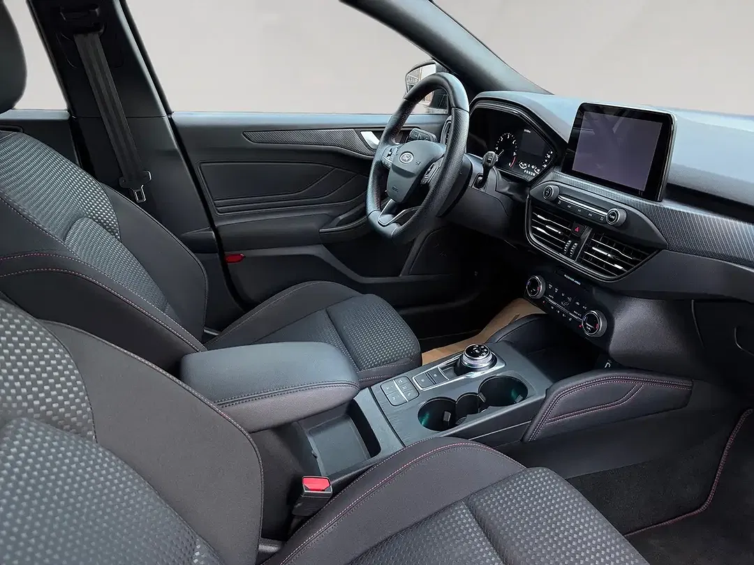 Ford Focus 2.0 EcoBlue AUT ST-Line - Thumbnail 11