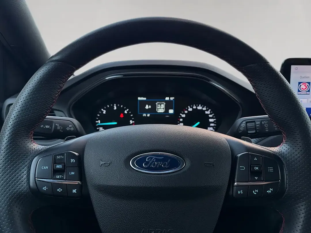 Ford Focus 2.0 EcoBlue AUT ST-Line - Thumbnail 14