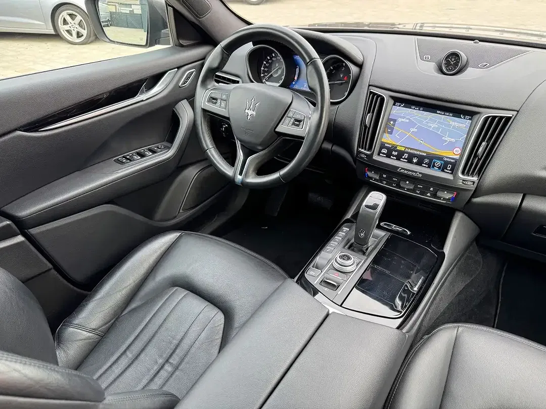 Maserati Levante - Thumbnail 13