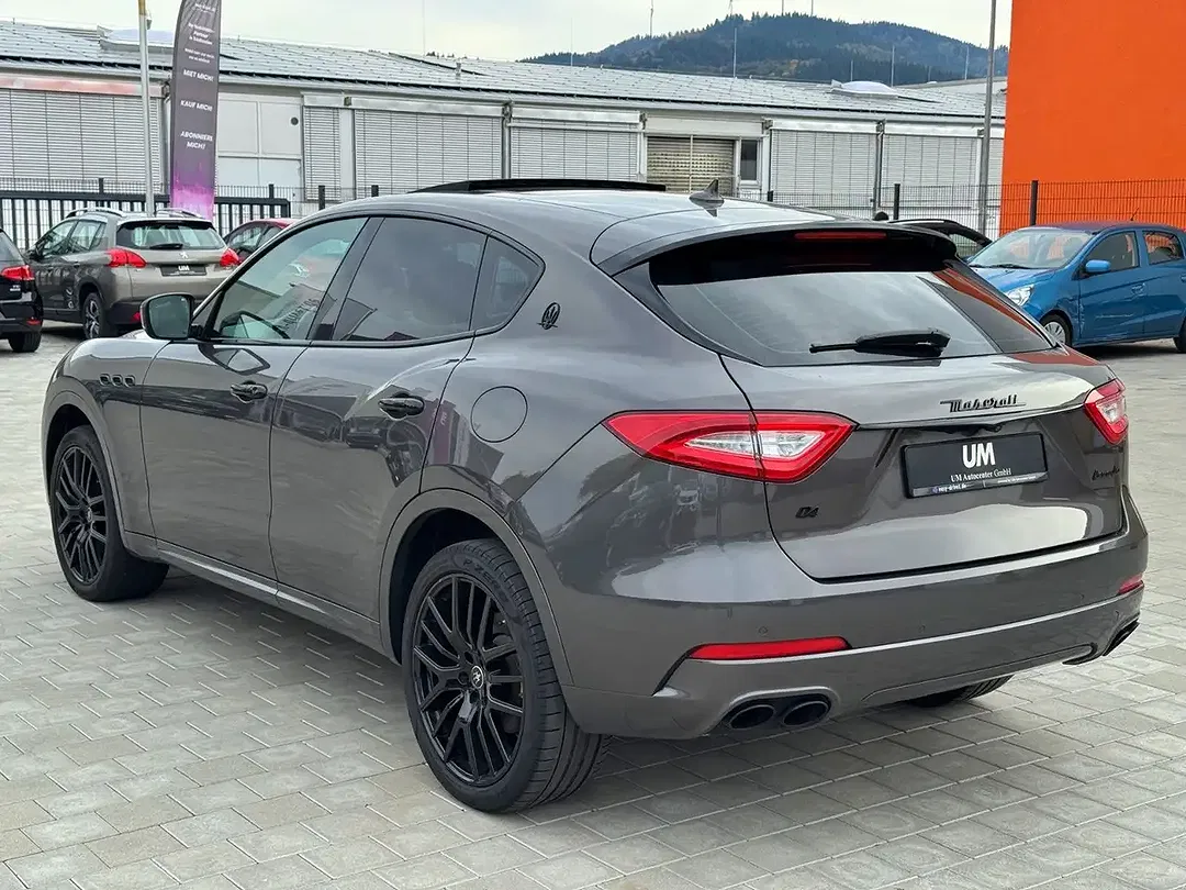 Maserati Levante - Thumbnail 4