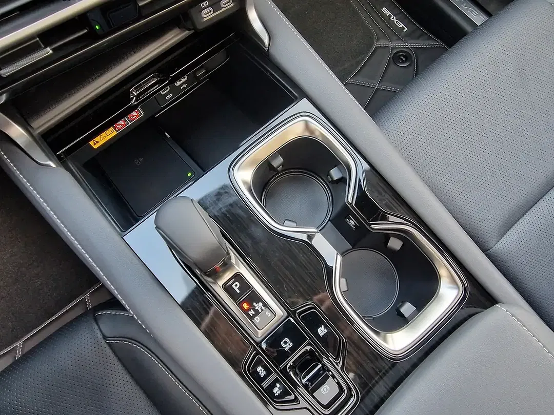 Lexus RX 450h 450h+ E-FOUR F SPORT Design - Thumbnail 14