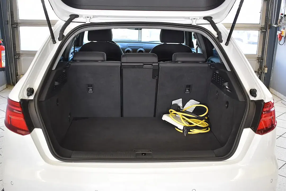 Audi A3 40 e-tron S tronic Sportback - Thumbnail 9