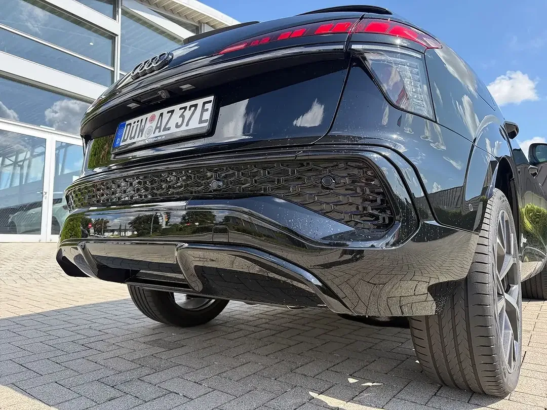Audi Q3 S tronic - Thumbnail 12