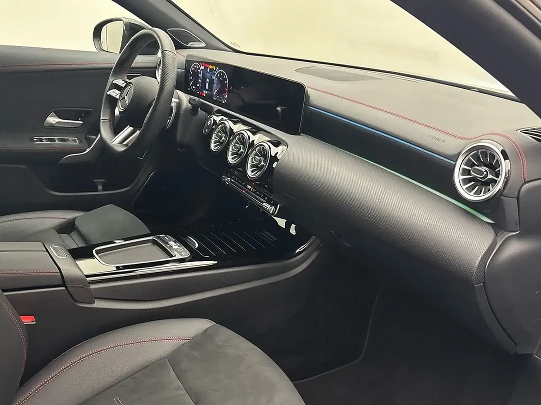 Mercedes-Benz CLA 200 AMG Burmester Night - Thumbnail 13