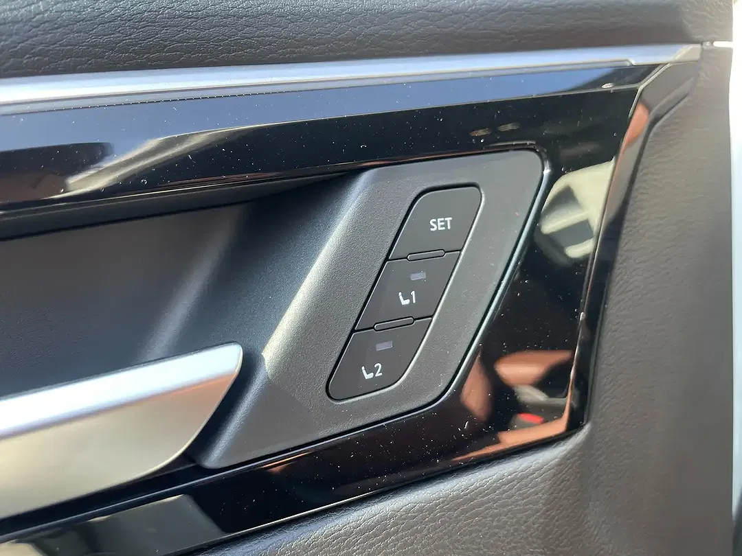 Mitsubishi Outlander 2.4 PHEV Hybrid Top Luxury - Thumbnail 11