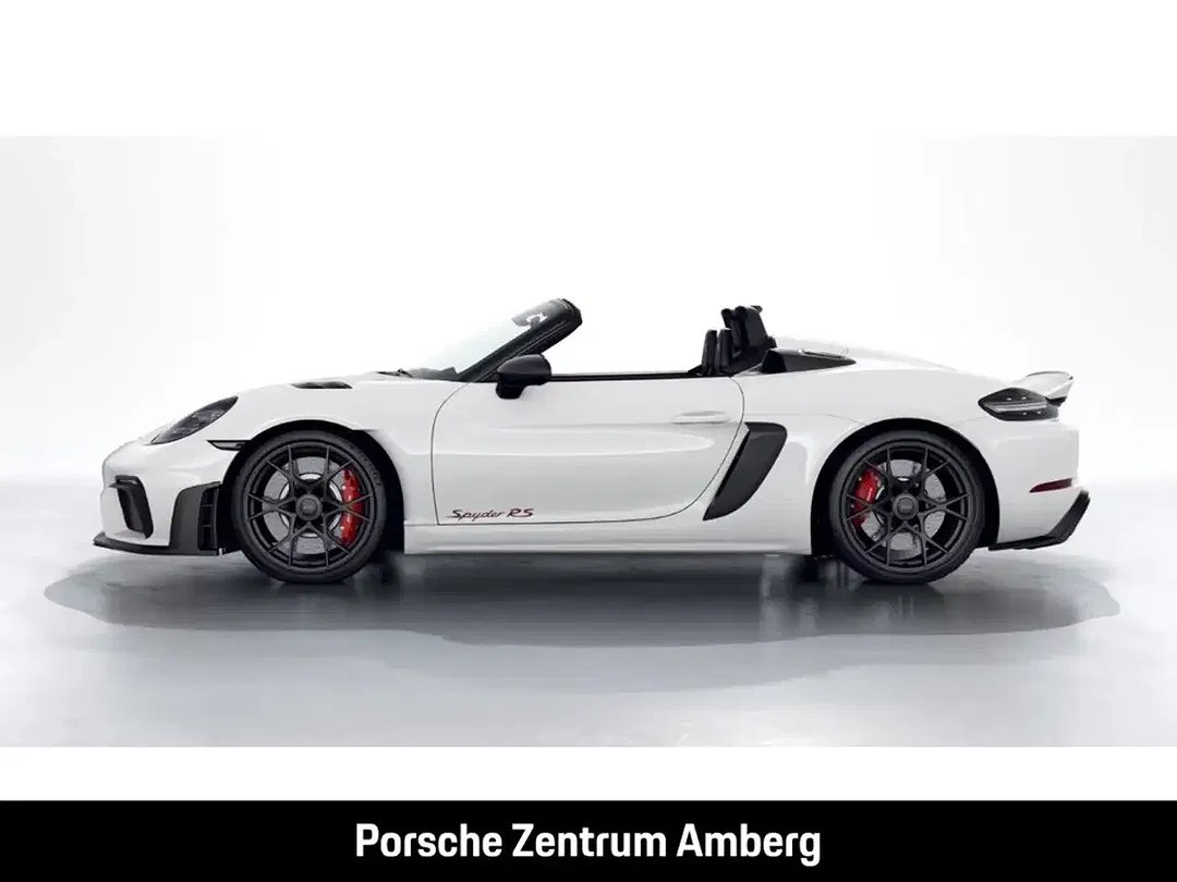 Porsche 718 Spyder RS - foto 2