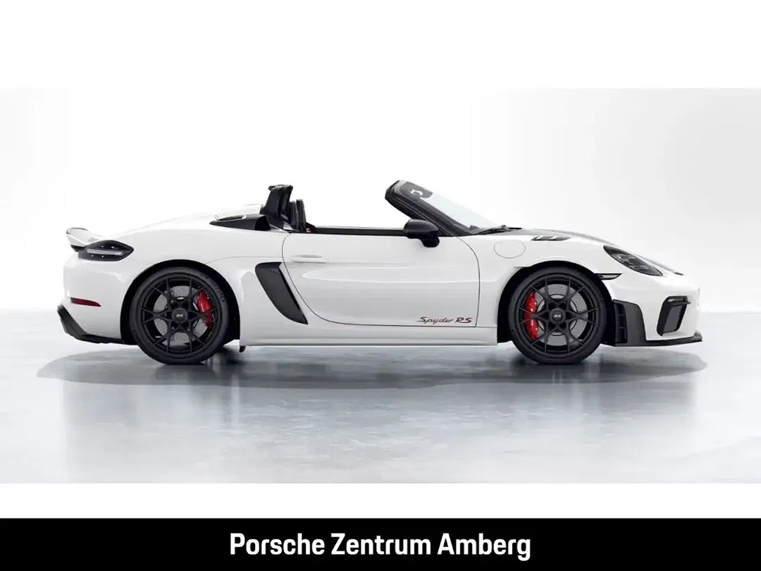 Porsche 718 Spyder RS - Thumbnail 6