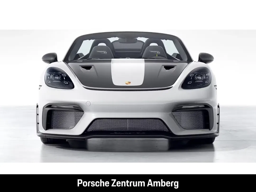Porsche 718 Spyder RS - Thumbnail 8