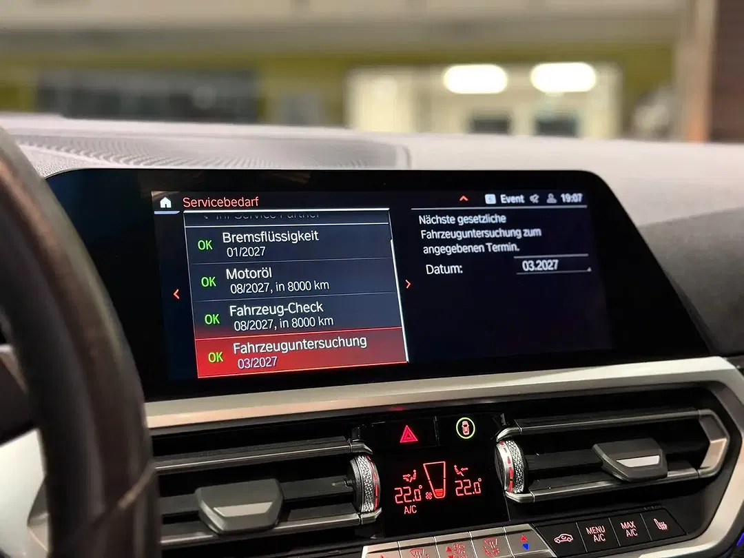 BMW 320 Sport Line - Thumbnail 25