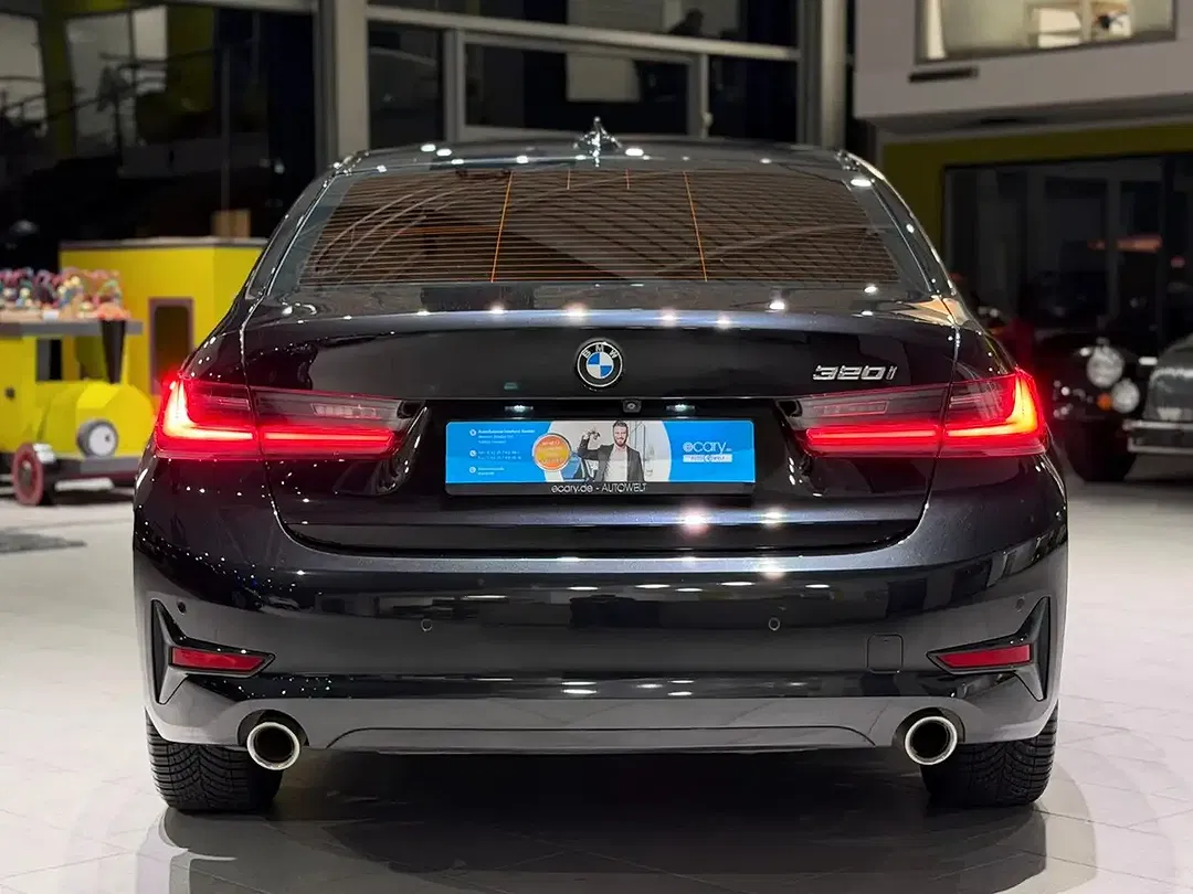 BMW 320 Sport Line - Thumbnail 4
