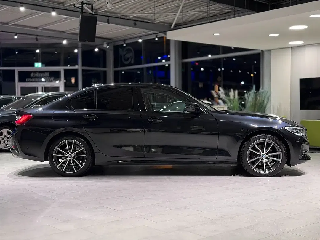 BMW 320 Sport Line - Thumbnail 7