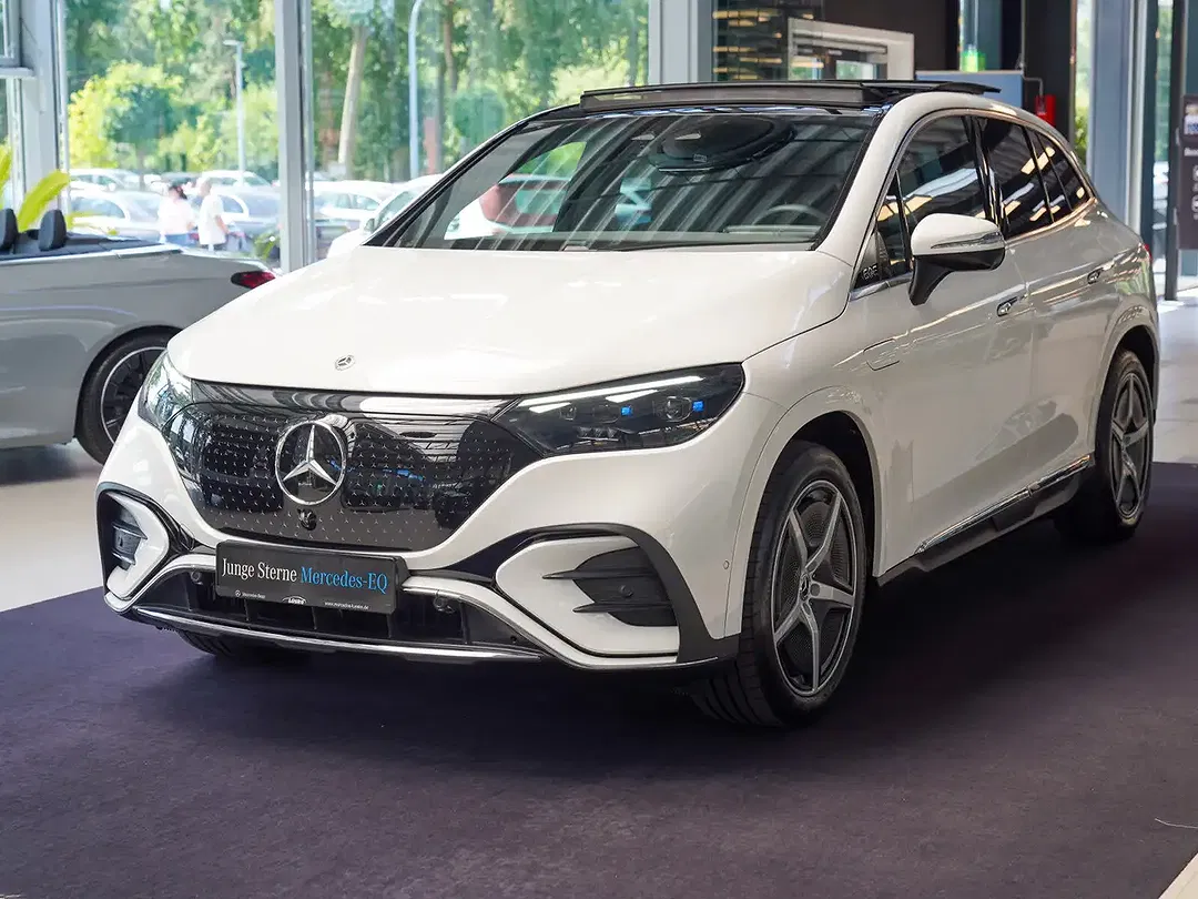 Mercedes-Benz EQE 350 AMG Line Edition - Thumbnail 9