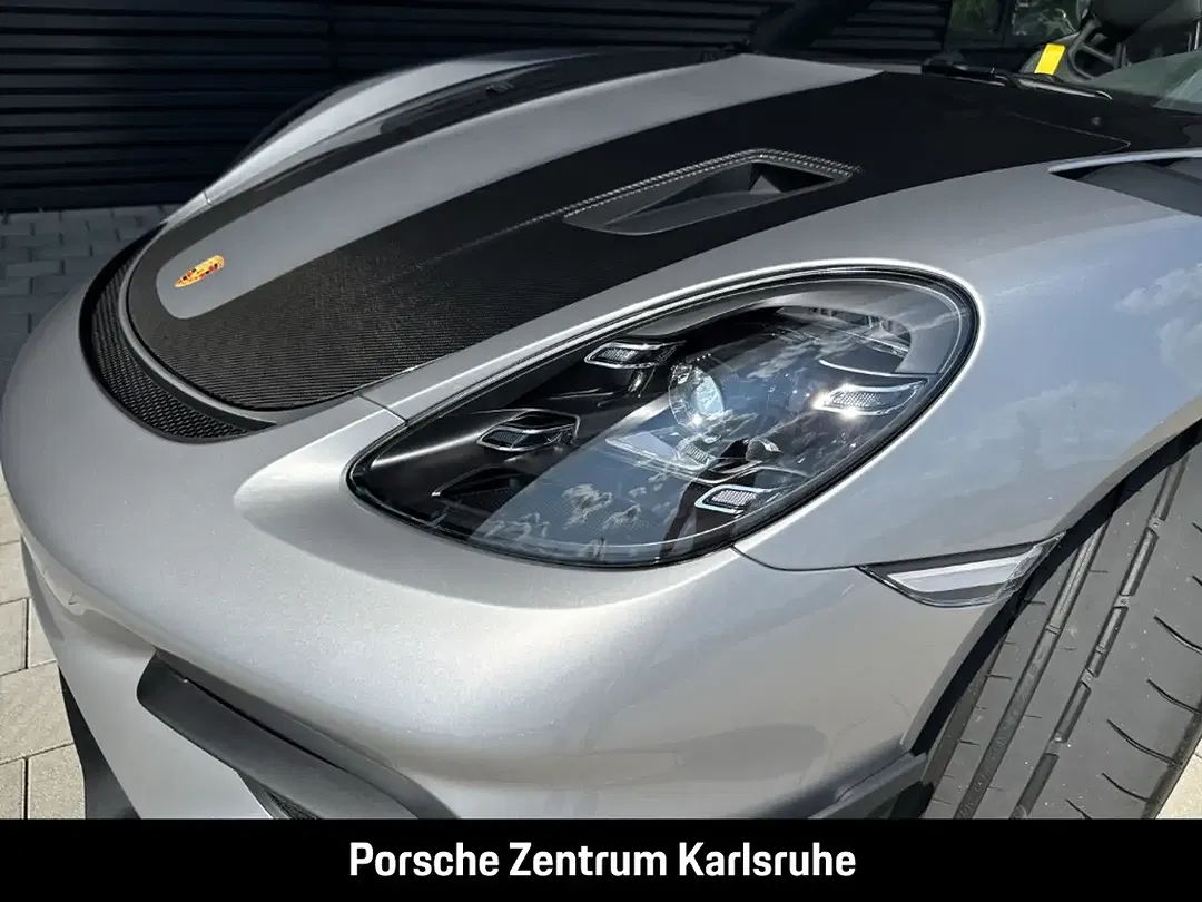 Porsche 718 Spyder RS - foto 15