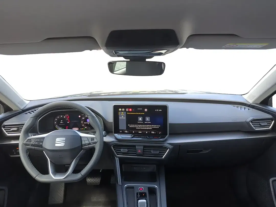 SEAT Leon 1.5 eTSI DSG Style - Thumbnail 10