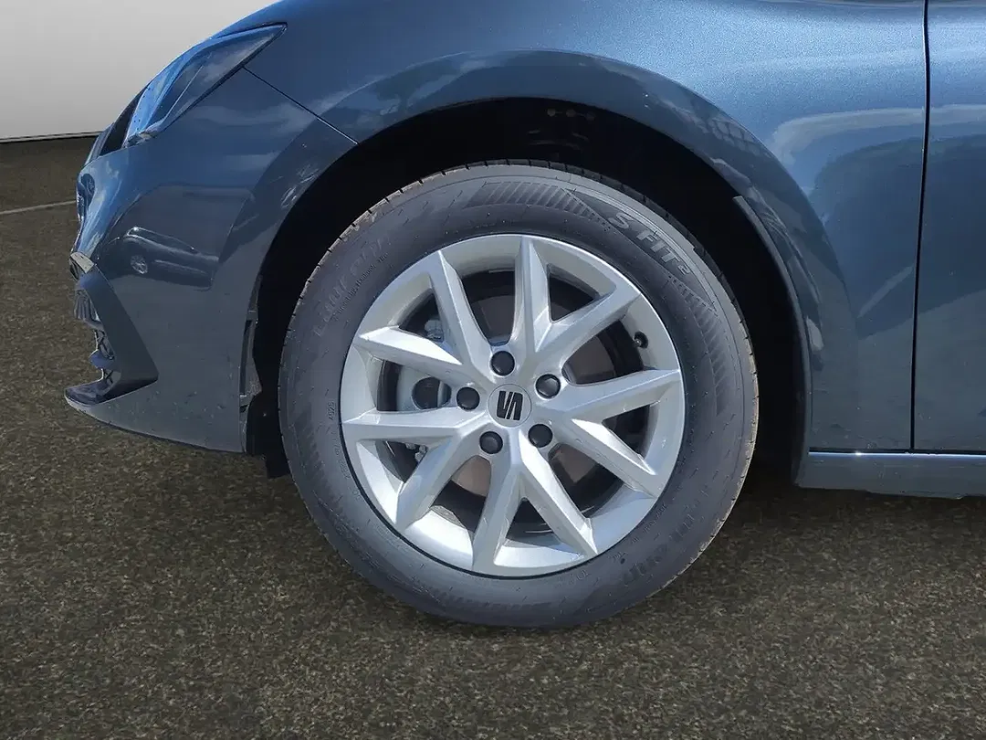 SEAT Leon 1.5 eTSI DSG Style - Thumbnail 7
