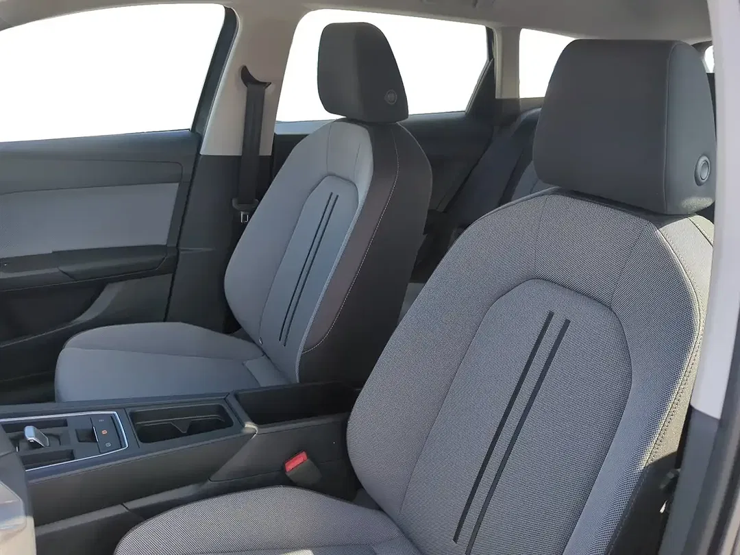 SEAT Leon 1.5 eTSI DSG Style - Thumbnail 8