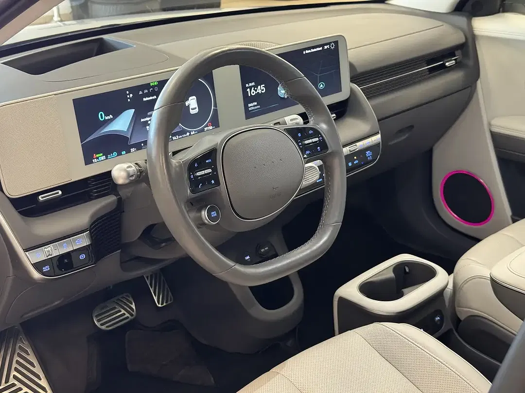 Hyundai IONIQ 5 UNIQ - Thumbnail 11