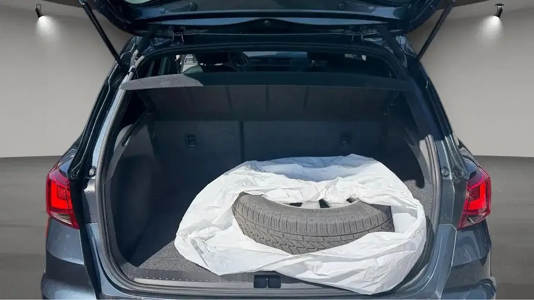 SEAT Arona Xcellence - Thumbnail 9