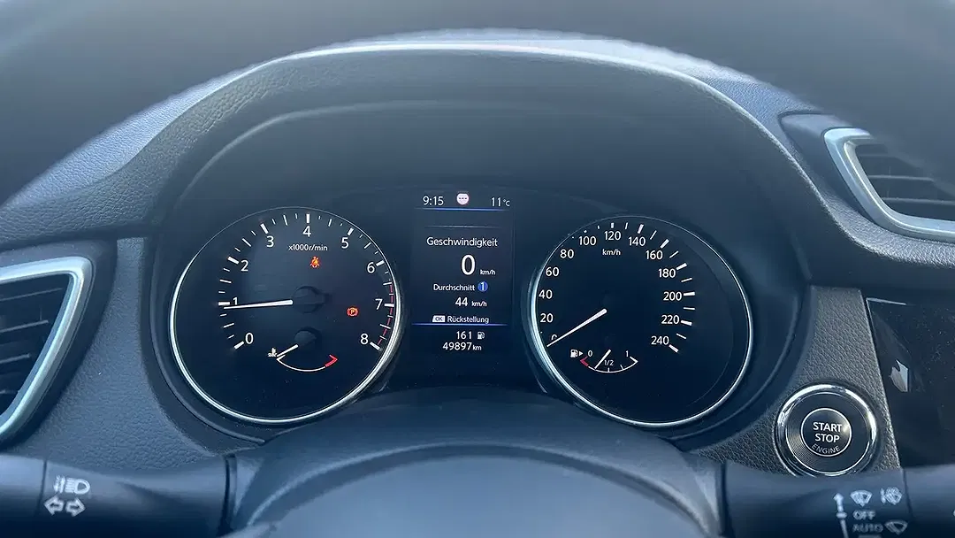 Nissan Qashqai N-Connecta - Thumbnail 8