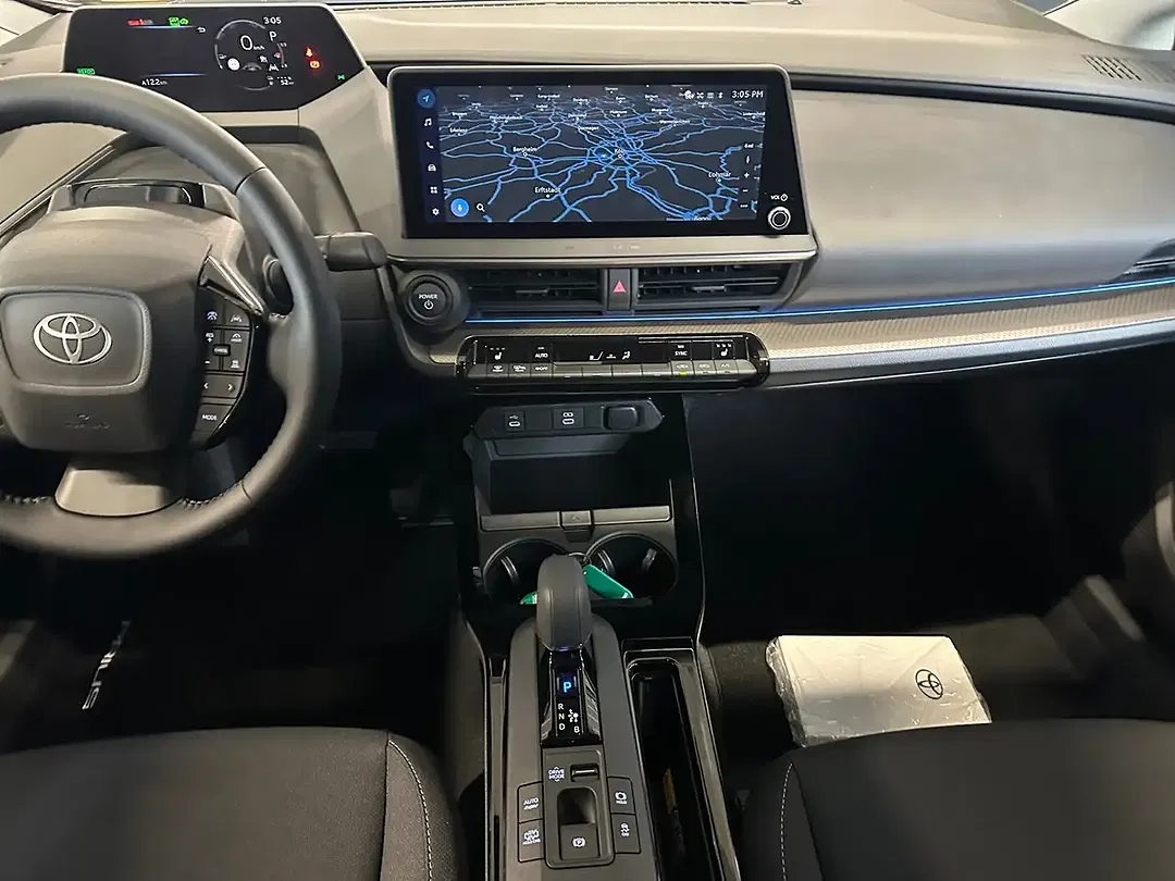 Toyota Prius Prestige - Thumbnail 12