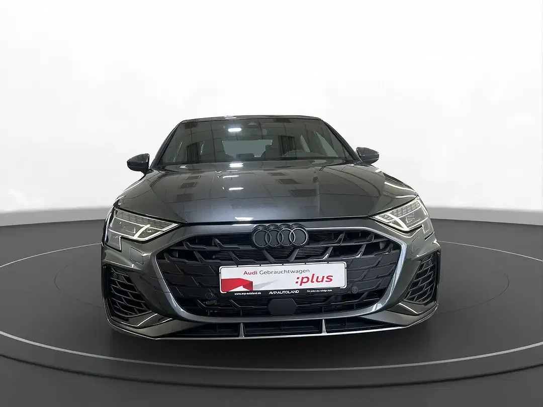 Audi S3 TFSI S tronic quattro - foto 2