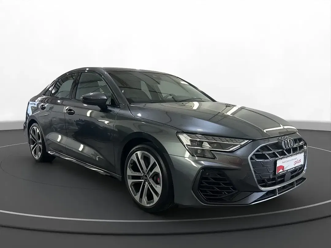 Audi S3 TFSI S tronic quattro - Thumbnail 3