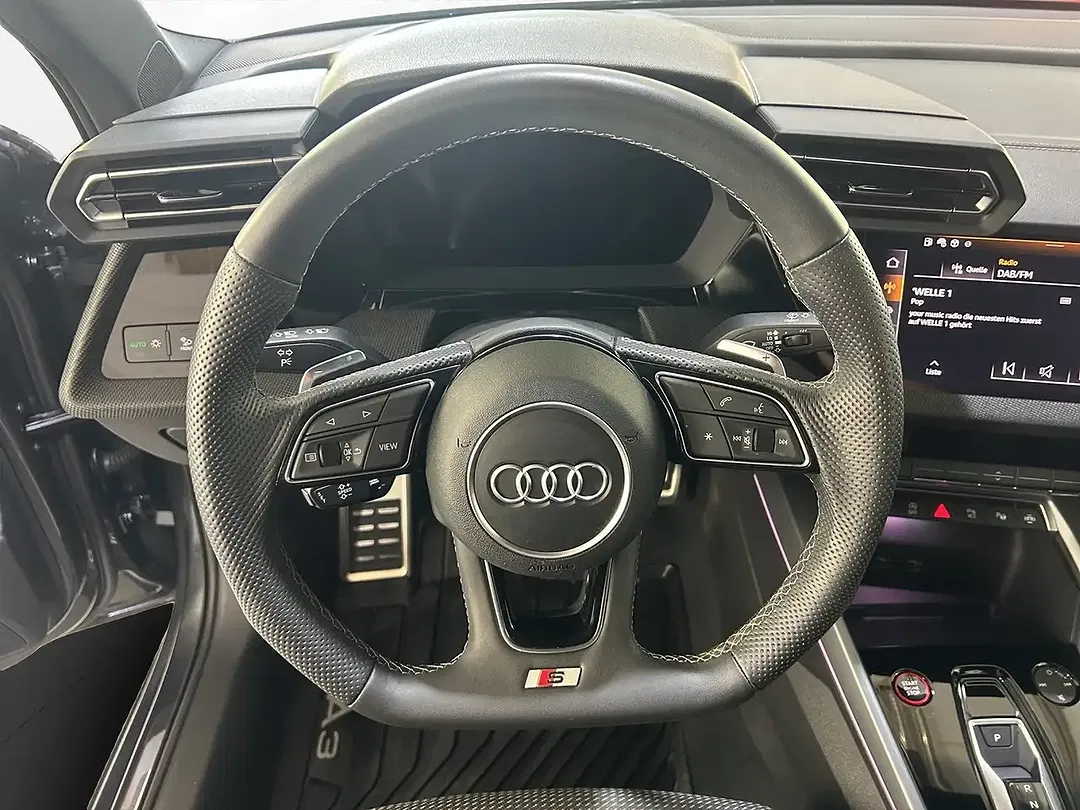 Audi S3 TFSI S tronic quattro - Thumbnail 8