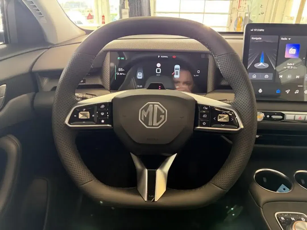 MG MGS5 EV Comfort - Thumbnail 13