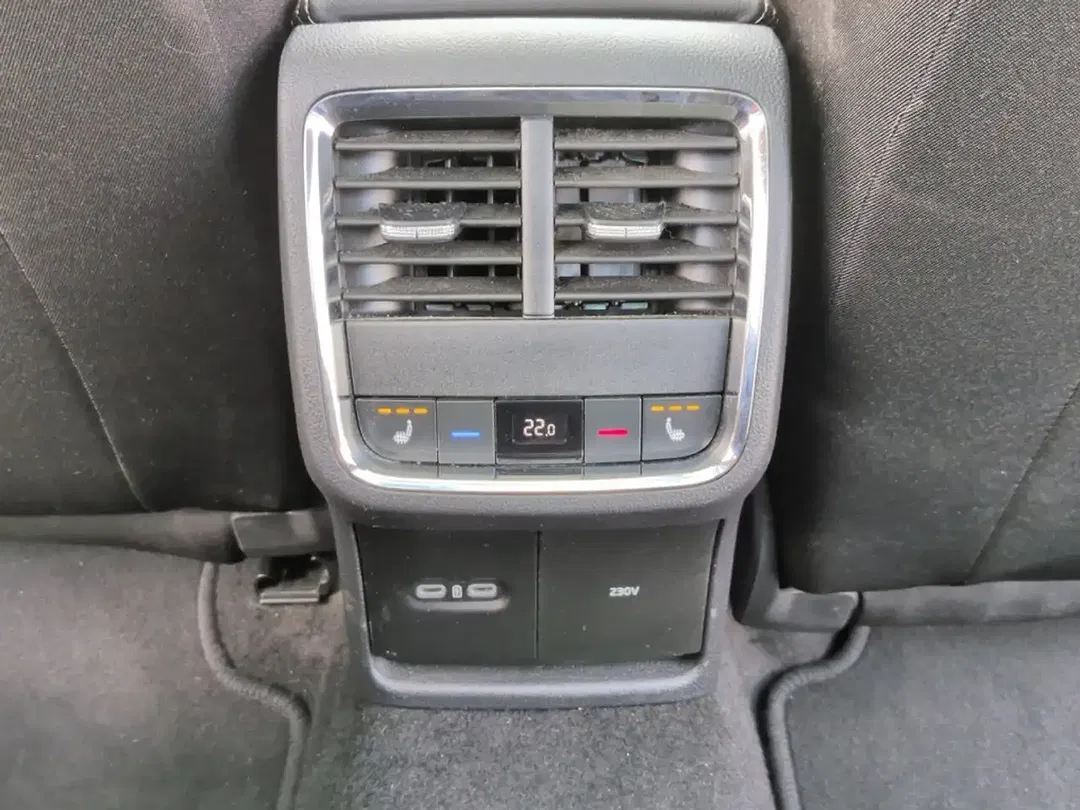 Skoda Octavia 1.5 eTSI Scout - Thumbnail 10