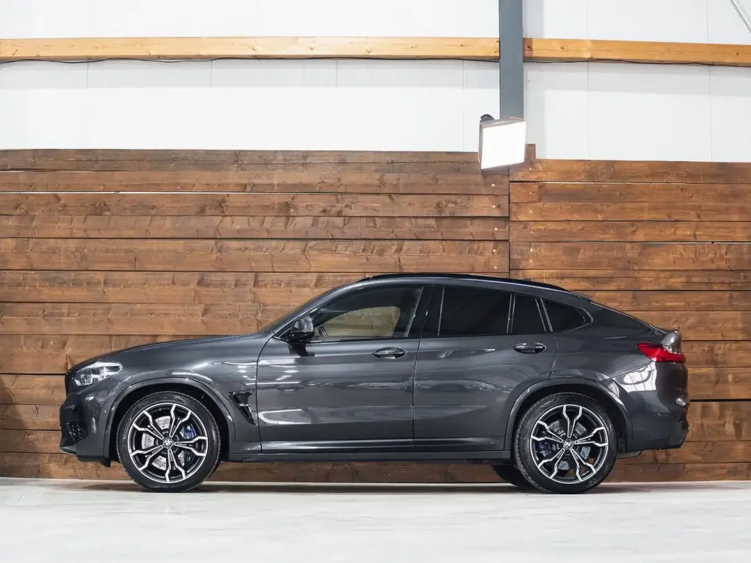 BMW X4 M Competition - Thumbnail 4