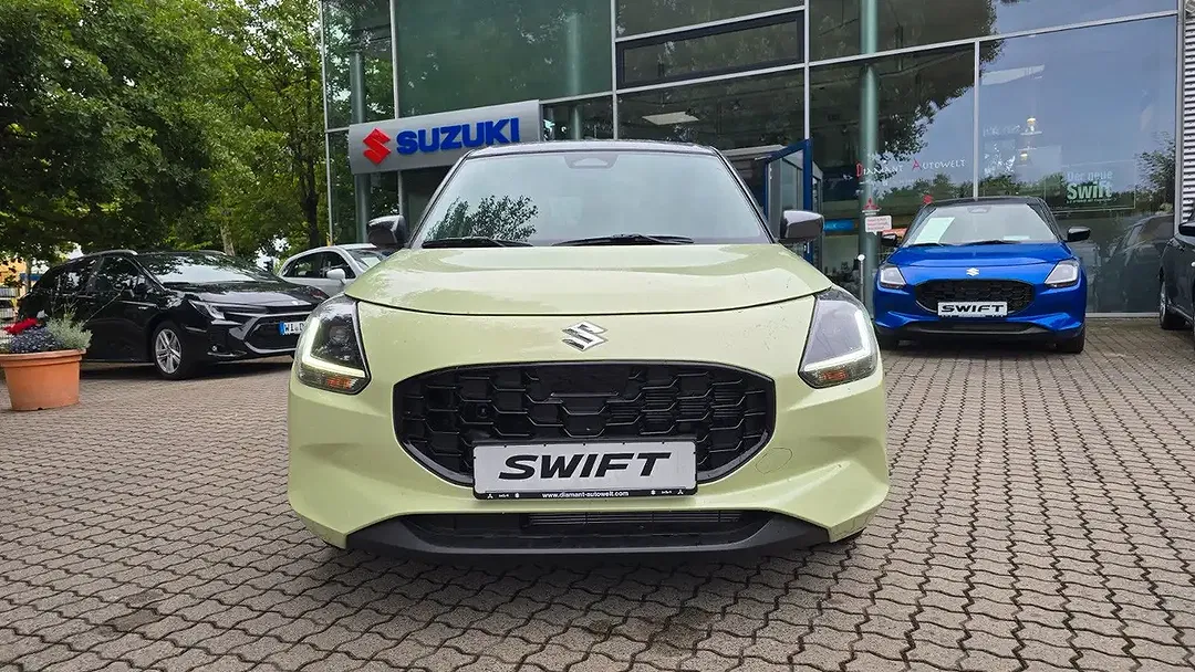 Suzuki Swift Hybrid 1.2 CVT Comfort - Thumbnail 3