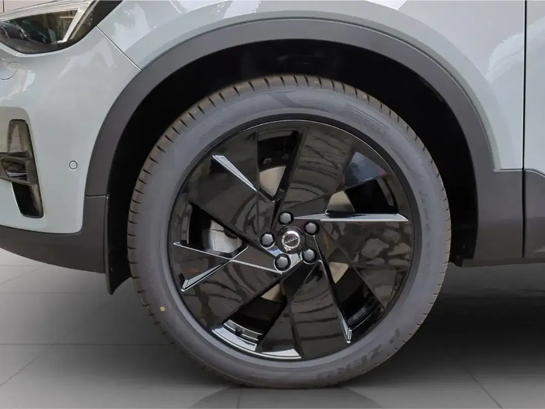 Volvo XC40 B3 Ultra Black Edition - Thumbnail 7