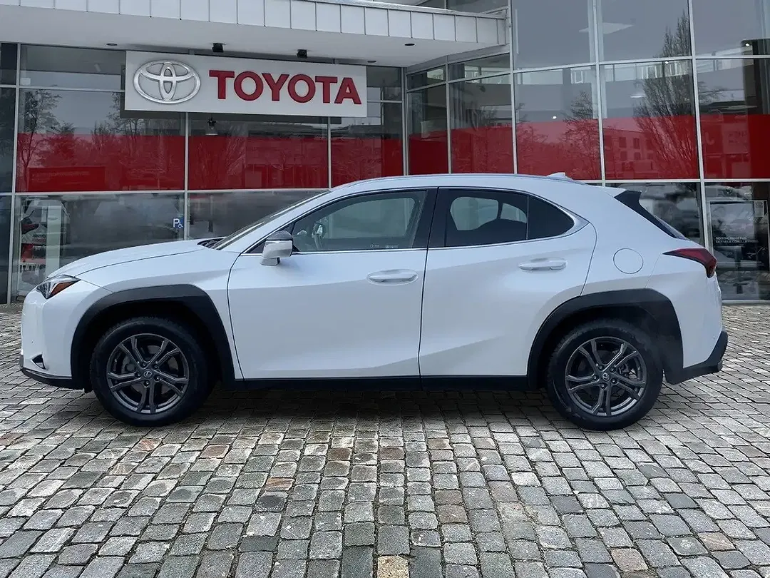 Lexus UX 250h Style Edition - foto 2