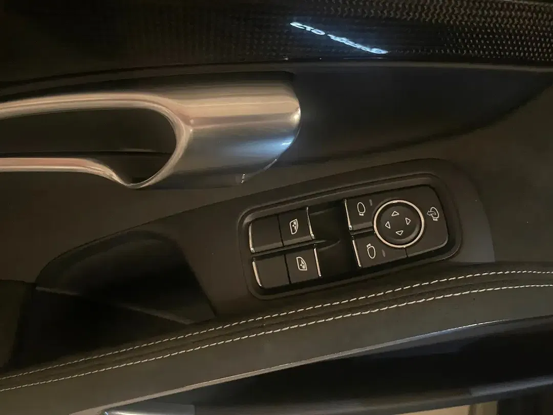 Porsche Boxster 4.0 GTS - Thumbnail 20