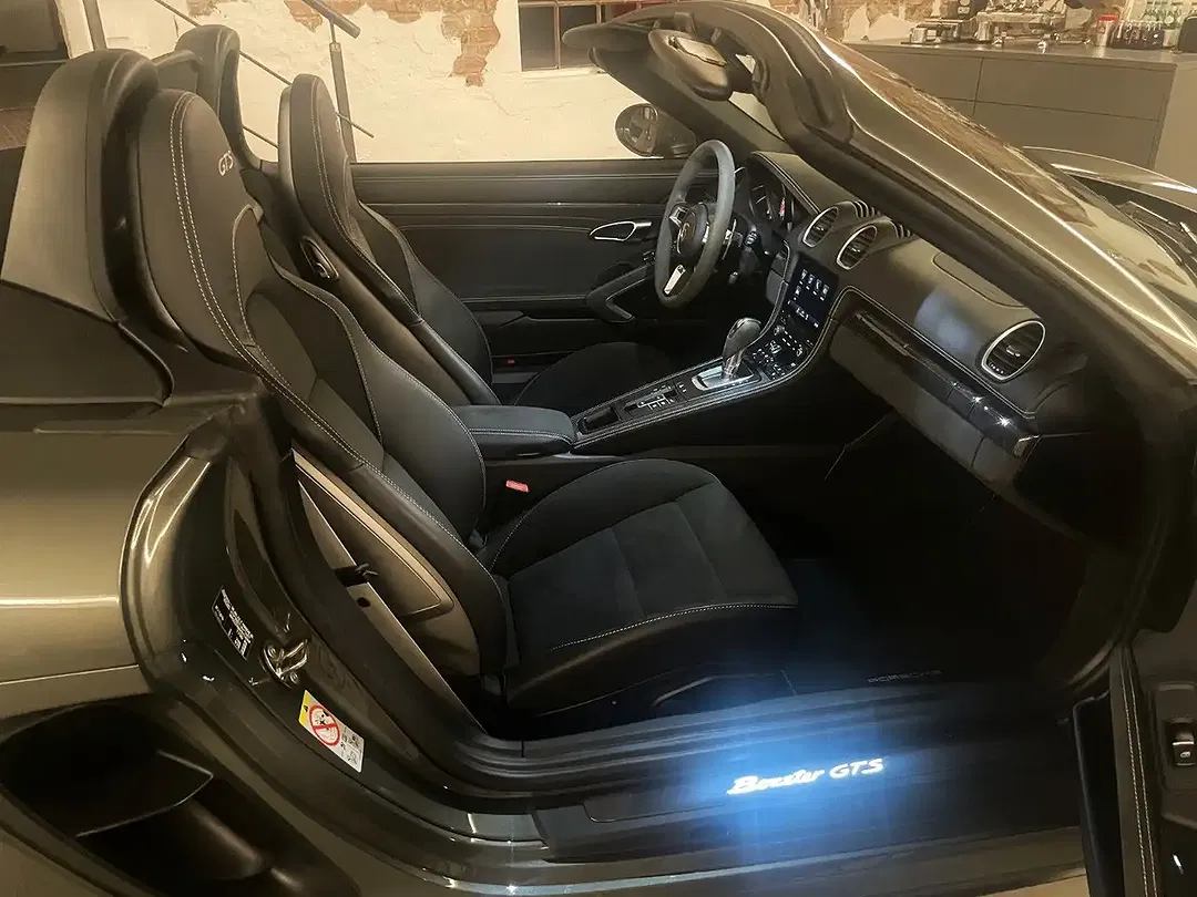 Porsche Boxster 4.0 GTS - Thumbnail 30