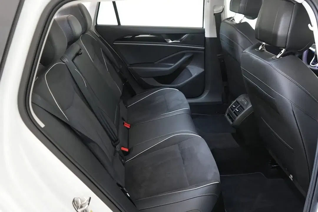 Volkswagen Passat Variant 1.5 TSI DSG Business - Thumbnail 10